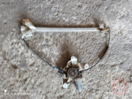 Ford connect sağ cam KRİKOSU