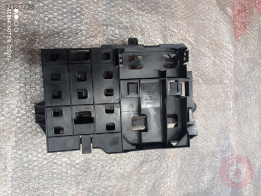 8T8907461 KONTROL ÜNİTESİ TUTUCUSU AUDİ A5 2008>>2016 FARKLI