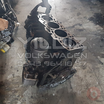 Volkswagen Jetta 2.0 TDI CBD Çıkma Yarım Motor Blok