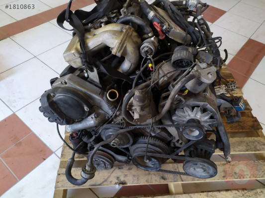 BMW 3,18İ M40 BENZİNLİ KOMPLE MOTOR TESİSAT BEYİN ÜZERİNDE
