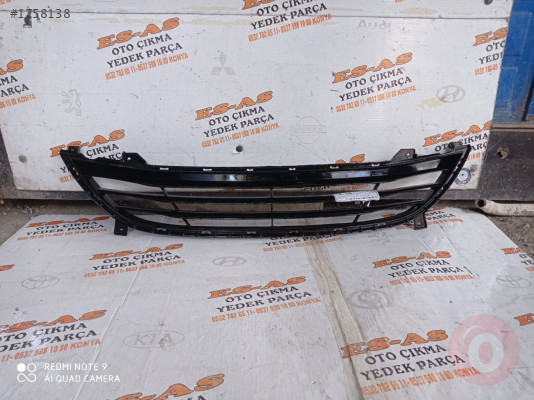 Hyundai İ40 Ön Tampon Orta Alt Izgara 2011-2015