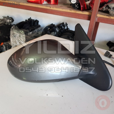 Seat Leon Sağ Dikiz Aynası Orijinal Çıkma Füme