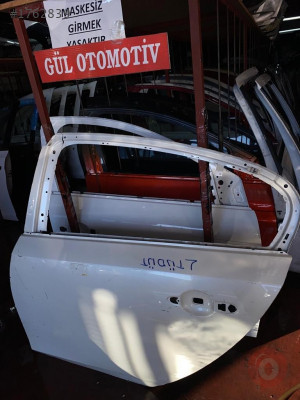 RENAULT LATİTUDE ORJ ÇİKMA SOL ARKA KAPI GÜL OTOMOTİV