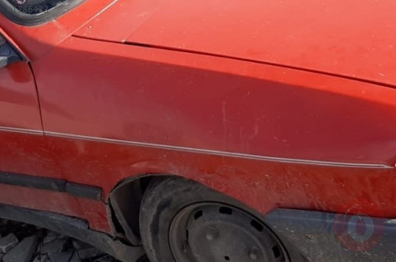 1993 renault toros çıkma sağ ön çamurluk