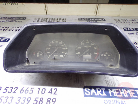 AUDI 100 ÇIKMA KM HIZ GÖSTERGE SAATİ 88311137