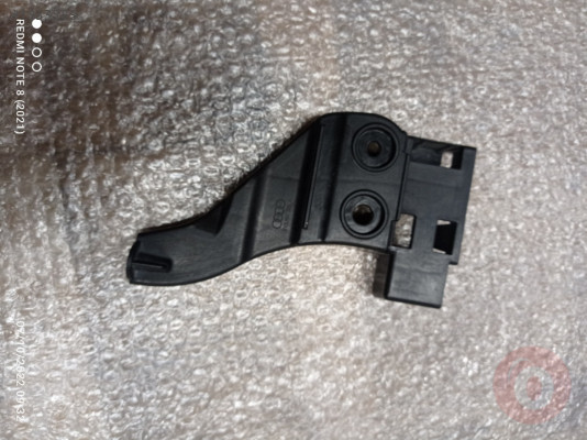 8V3807329 ARKA TAMPON BRAKETİ  AUDİ A3 2017>> FARKLI ÜRÜN SE