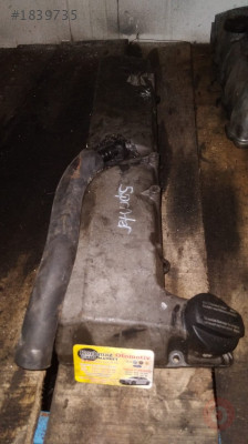 mercedes sprinter 5 silindir turbolu külbütör üst kapak