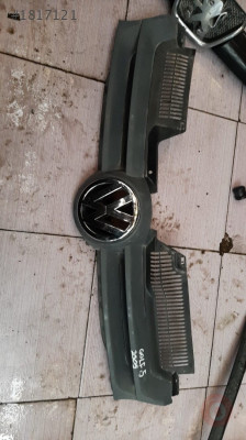2005 model volkswagen golf 5 çıkma ön panjur