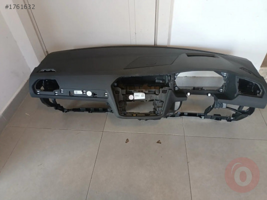 5NC857003F-5NC857003G-5NC851181A ÖN GÖĞÜS TORPİDO SAĞDAN