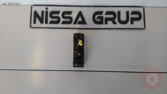 NİSSAN QASHQAİ ÖN SOL CAM AÇMA DÜĞMESİ SIFIR J11 2014-2016