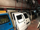 Oto Çıkma Parça / Renault / Captur / Kaporta & Karoser / Sol Ön Kapı / Çıkma Parça 