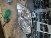 2010 model passat sol far cikma parca