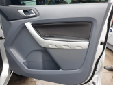 ford ranger 2014 sağ arka  kapı döşemesi (son fiyat)