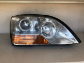 Oto Çıkma Parça / Kia / Sorento / Far & Stop / Sağ Ön Far / Çıkma Parça 