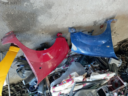 RENAULT KANGOO 2 SAĞ ÖN ÇAMURLUK