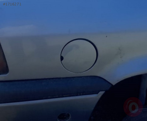 renault r19 çıkma depo kapağı