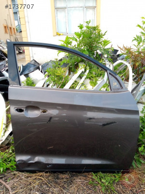 HYUNDAİ TUCSON 2015 SAĞ ÖN KAPI