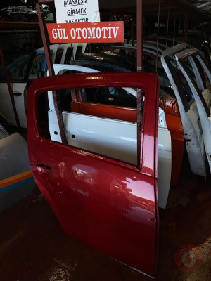 DACIA SANDERO ORJ ÇIKMA SAĞ ARKA KAPI GÜL OTOMTIV