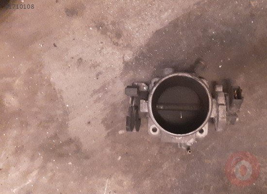 volkswagen vento 2.0 çıkma gaz kelebeği