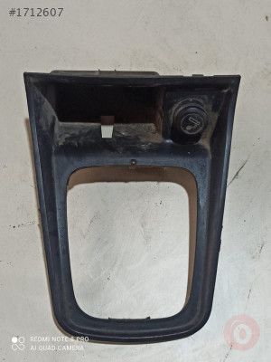 CHEVROLET CAPTİVA VİTES KULESİ çerçevesi çakmaklık