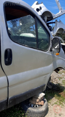 opel vivaro çıkma sağ ön kapı