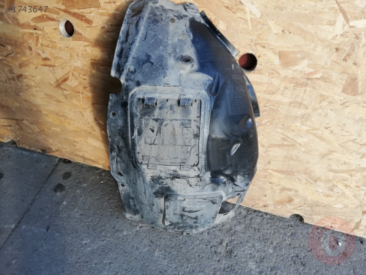 BMW F20 ÇAMURLUK DAVLUMBAZI