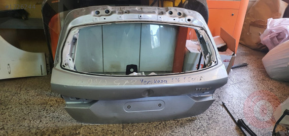 BMW YENİ 1 SERİSİ F40 BAGAJ KAPAĞI - ÇIKMA ORJİNAL PARÇA