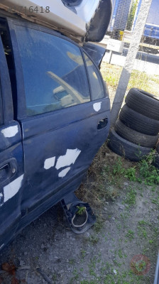 toyota carina çıkma sol arka kapı