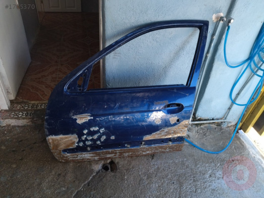 RENAULT MEGAN 1 SAĞ ÖN KAPI ORJİNAL