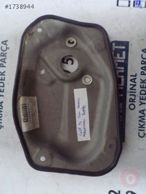 ÇIKMA VW GOLF 5  ARKA CAM KALDIRMA MEKANİZMASI KAPAĞI