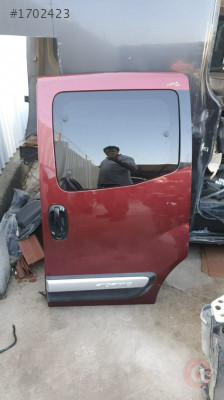 fiat fiorino 2018 çıkma orjinal sol arka/sürgülü kapı (son fiyat)
