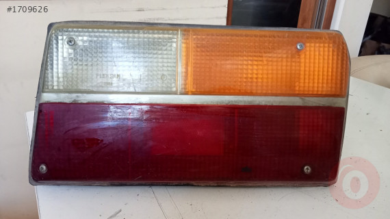 Renault 12 çıkma sağ arka stop