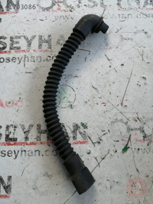 3B1816311 vw passat B5 kalorifer kazanı su tahliye borusu