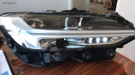 Çıkma orjınal ledli Volvo s90 far çift beyinli