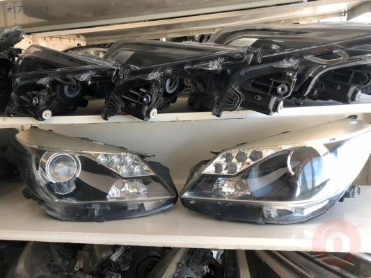 TOYOTA YARİS P13 SAĞ-SOL FAR TAKIMI