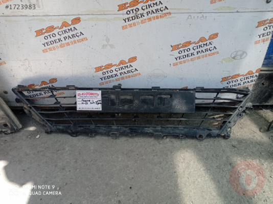 Renault Megane 4 Ön Tampon Orta Izgara 2016-2021