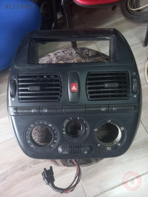 2000 FİAT MAREA GÖGÜS HAVALANDIRMA ÇIKMA