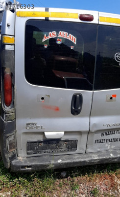 renault trafic çıkma dolu bagaj kapağı