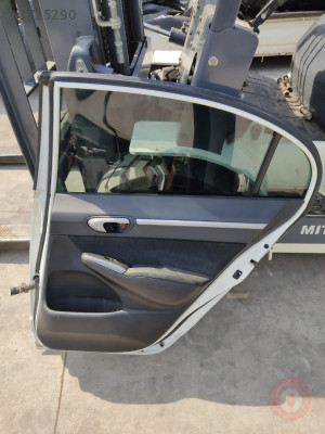 honda civic 2011 sağ arka  kapı döşemesi  (son fiyat)
