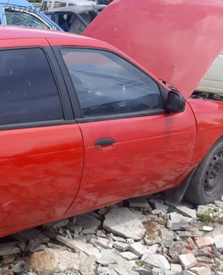 1996 kia sephia 1.6 16v benzinli çıkma sağ ön dolu kapı