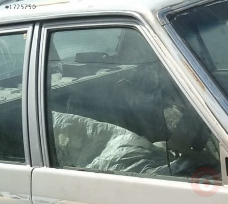 1994 model kia capital 1.8 benzinli çıkma sağ ön kapı camı