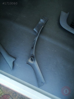 7700435207. Cili sağ arka kapı altı kaplama