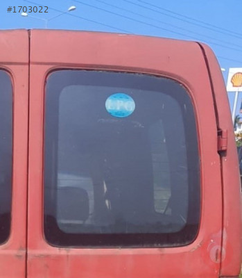 1997 model opel combo b 1.4 benzinli çıkma sağ bagaj camı