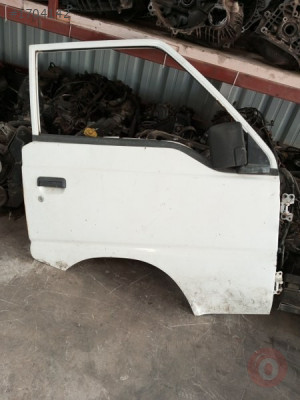 MITSUBISHI L300 93/01 SAĞ ÖN KAPI