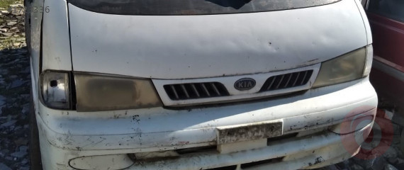 1998 model kia pregrio 2.7 çıkma takım far