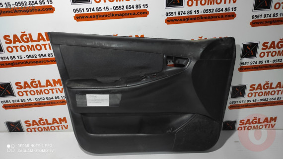 TOYOTA COROLLA 01-07  SOL ÖN KAPI DÖŞEMESİ OEM; 67778-02130