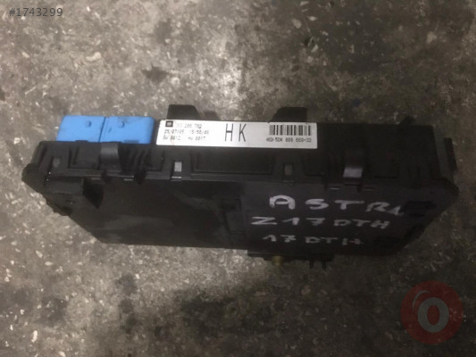 OPEL ASTRA H SİGORTA TABLASI ÇIKMA ORJİNAL 13206762 HK