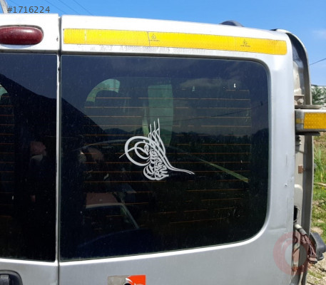 opel vivaro çıkma sağ bagaj camı