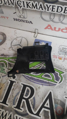 73831-61M1 SUZUKİ SCROSS SOL KONSOL PANELİ