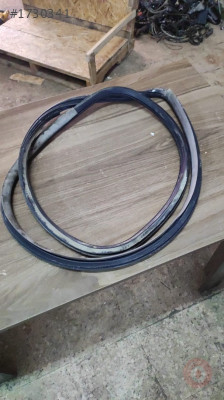 VW BORA ÖN SOL TOZ LASTİĞİ